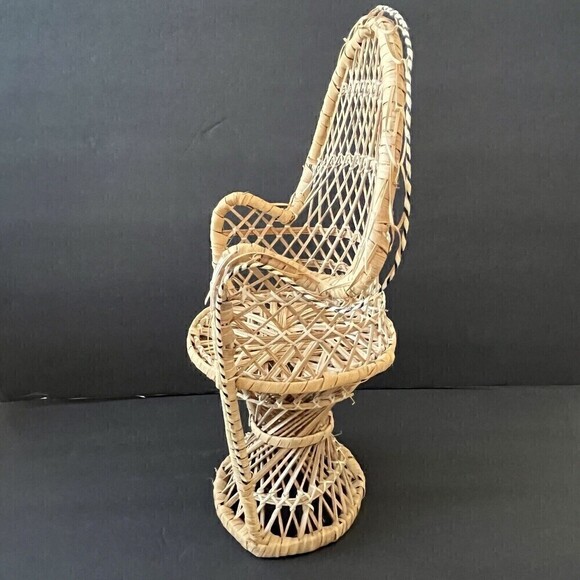 Wicker Peacock Rattan Chair Doll Plant Stand Boho Decor Fan Back 15" 90s Y2K - Picture 7 of 11